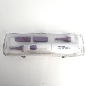 3/$20 ❤️ Morphy Richards Manicure Kit